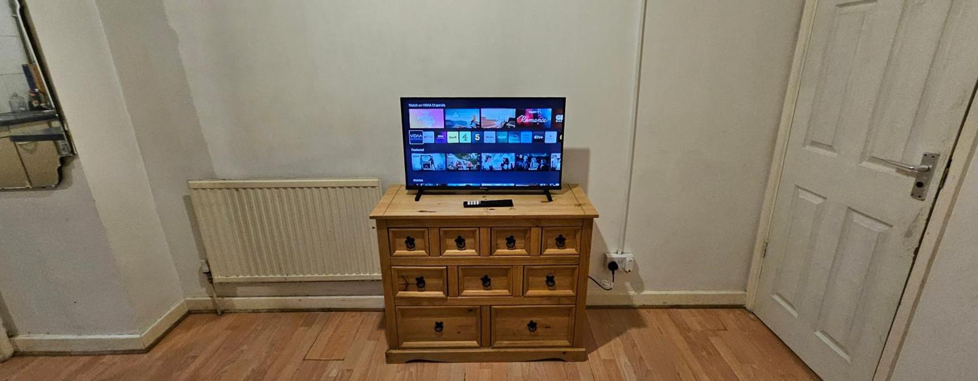 No Frills & Nothing Fancy 1 Bed Studio City Centre Cardiff Exterior photo